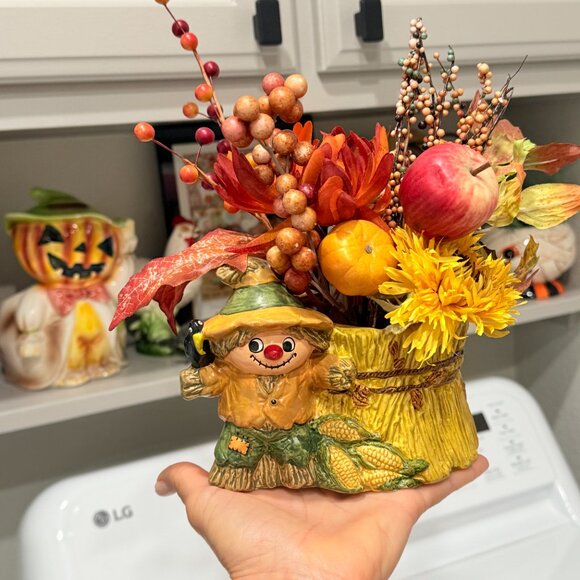 1950's Scarecrow and Wheat Head Vase/Planter Arrangement - Picture 13 of 15